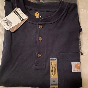 New never been worn Carhartt short sleeve original fit